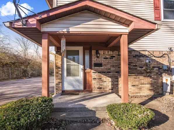 10231 E Penrith Dr, Indianapolis, IN 46229