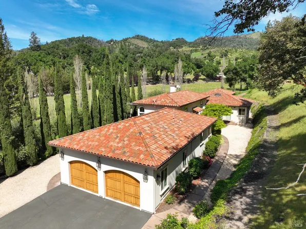 3860 N Silverado Trail N, Calistoga, CA 94515