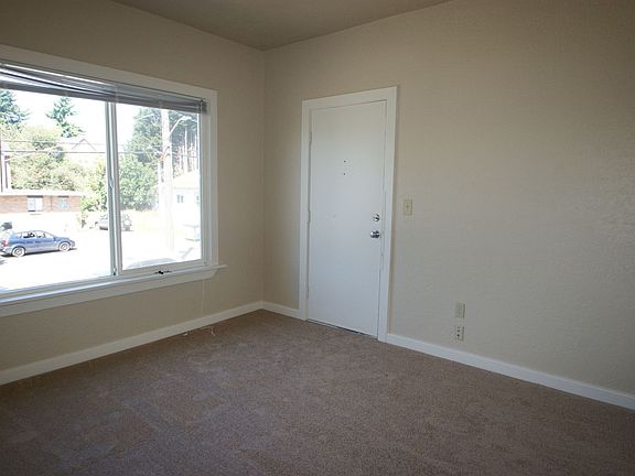 5th image of 6202 22nd Ave NW APT 3