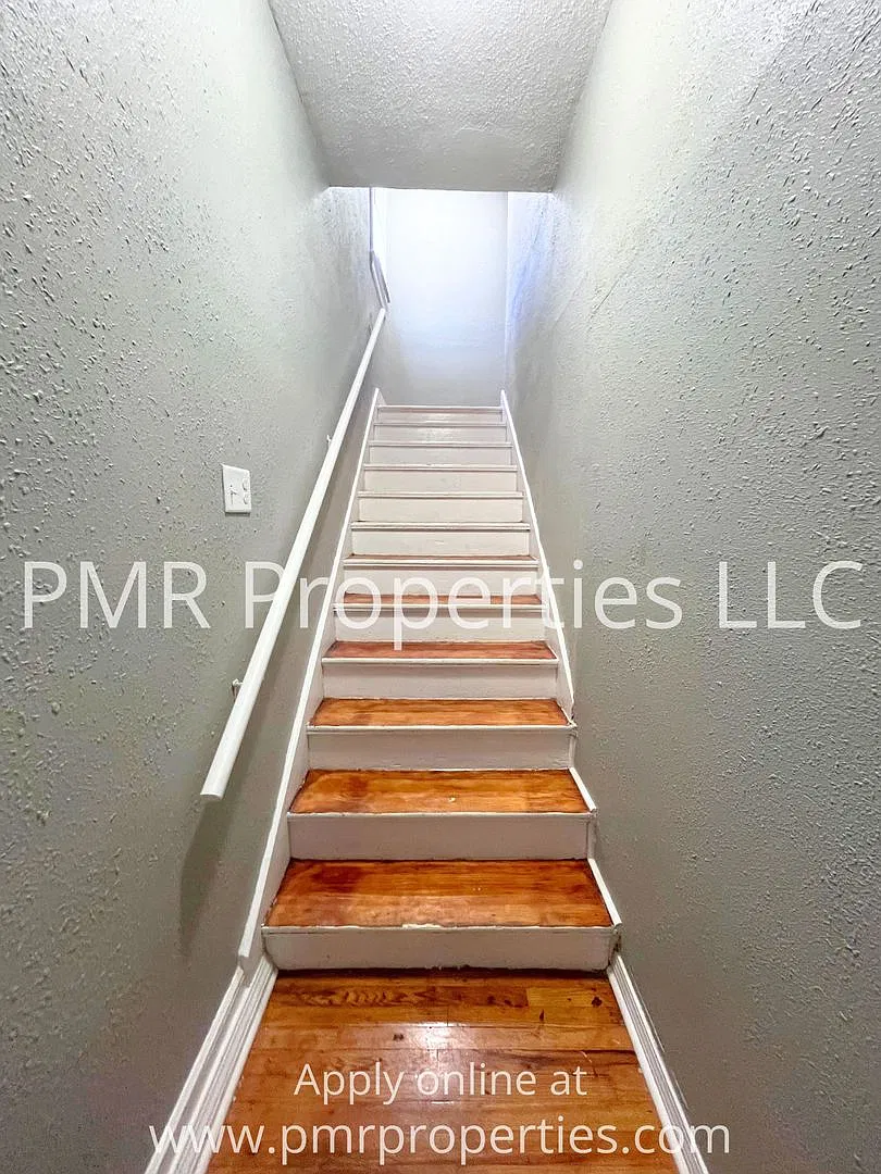 411 South 15th Street — Photo 2