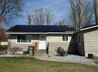 1307 2nd Ave, Zillah, WA 98953