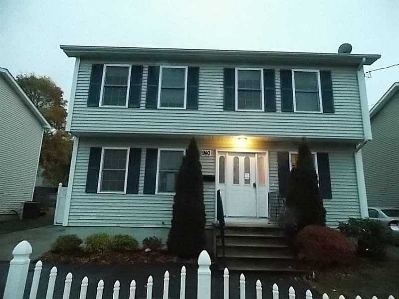 940 Mineral Spring Ave, Pawtucket, RI 02860 Zillow