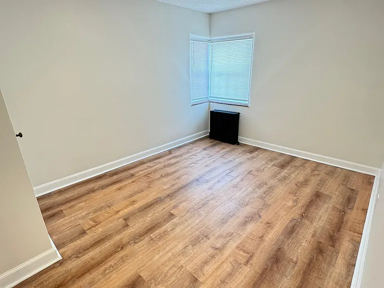 111 Colton Ave #10 — Photo 13