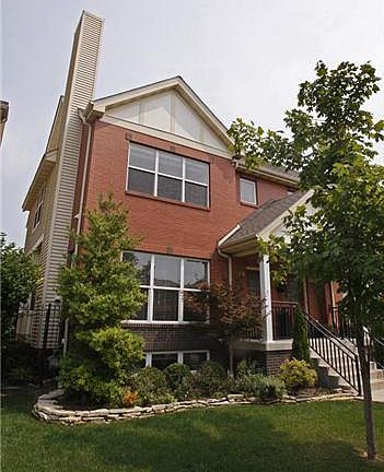 2nd image of 4245 Olive St