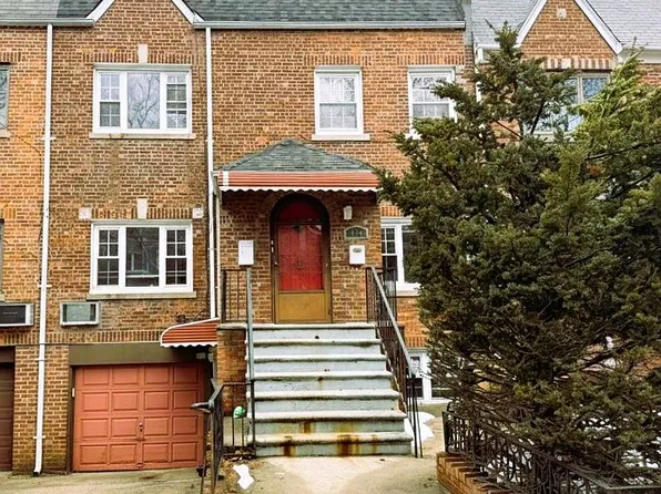 104 Minna St, Brooklyn, NY 11218