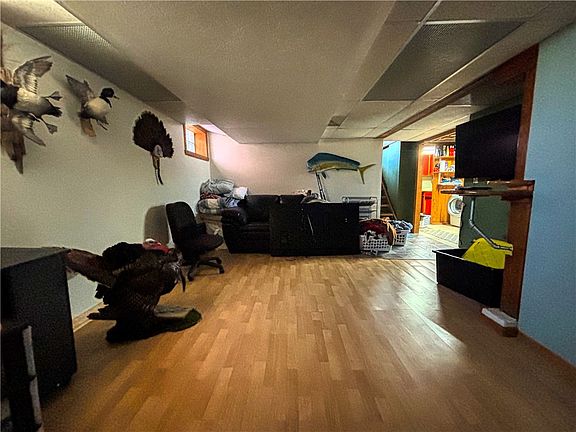 4th image of 408 W Eau Claire Street