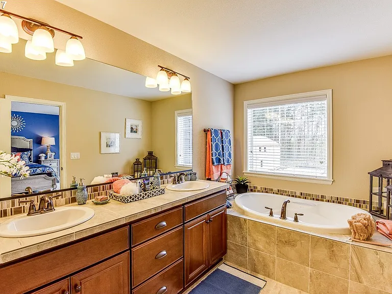 DR HORTON Pics from Model Home for Reference (2017)