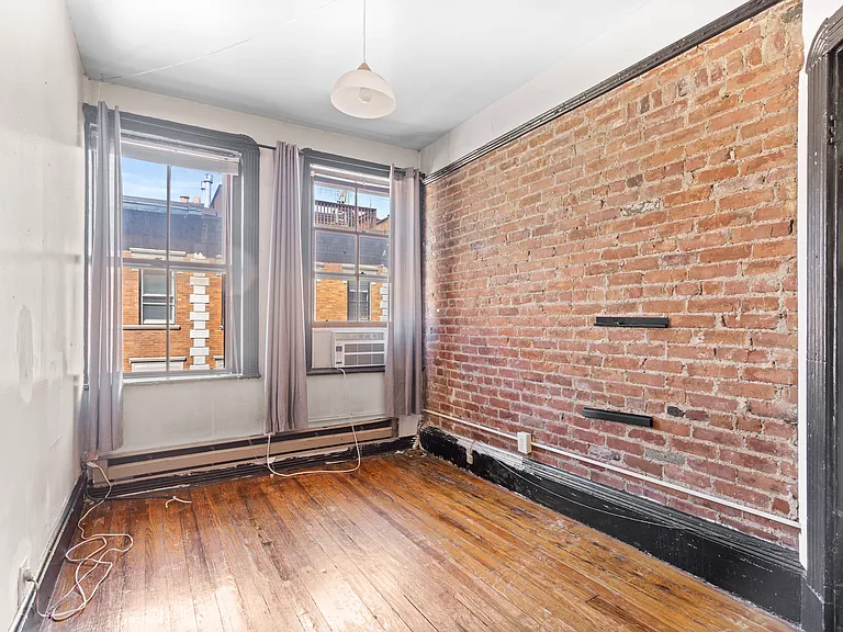 48 Revere St #3 — Photo 8