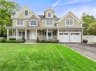 200 Avon Rd, Westfield, NJ 07090