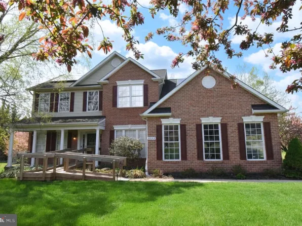 4224 Iroquois Dr, Westminster, MD 21157