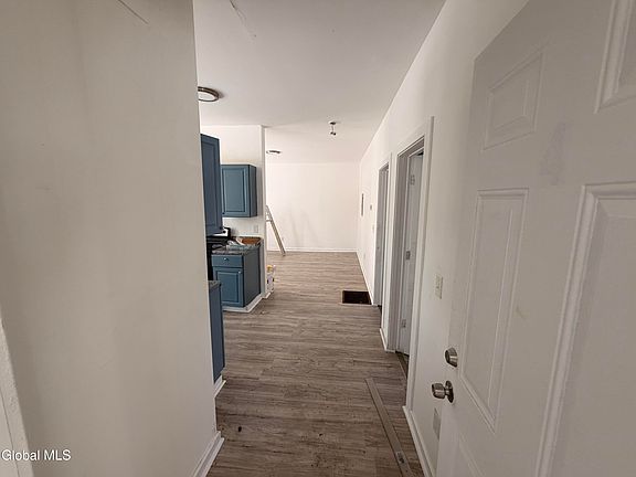4th image of 8 Gardiner Street