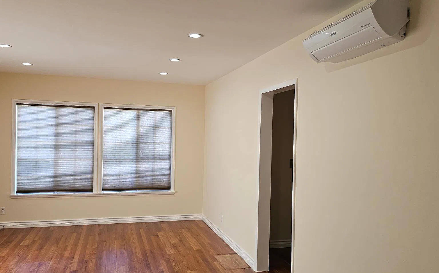 2 bed, 850 sqft, $2,800 — Photo 3