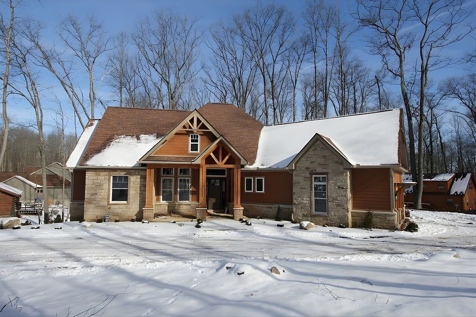 1st image of 15 Green Cay Ct