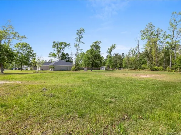 636 You Winn Rd, Lake Charles, LA 70611