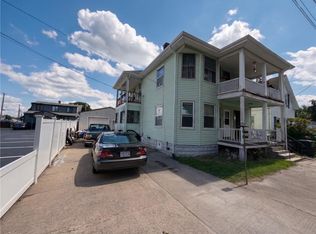 27 Short St, Pawtucket, RI 02861