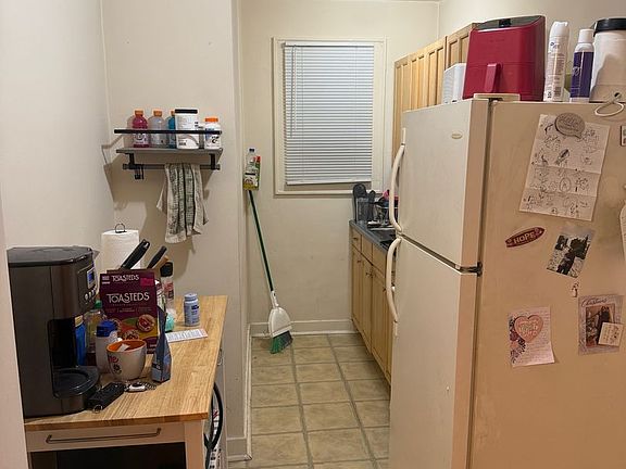 4th image of 18 E Northwest Hwy #5