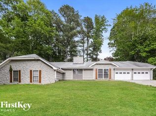 1986 Scarbrough Dr, Stone Mountain, GA 30088