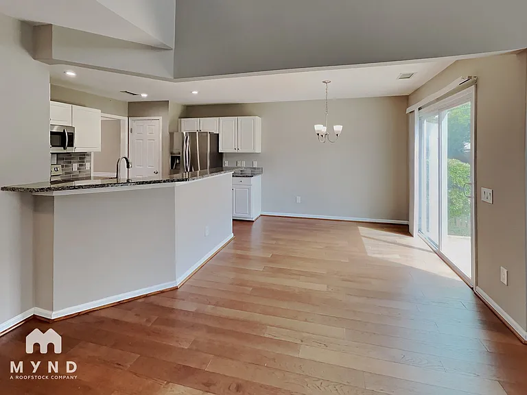 9738 Woodend Ct — Photo 8