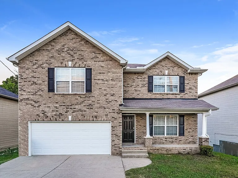 712 Holland Ridge Dr — Photo 1