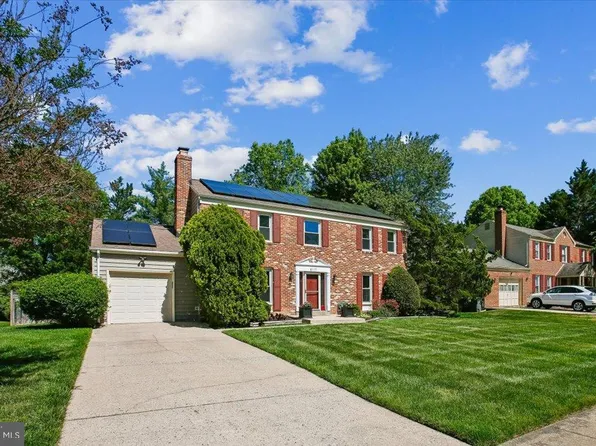 8117 Cooper St, Alexandria, VA 22309