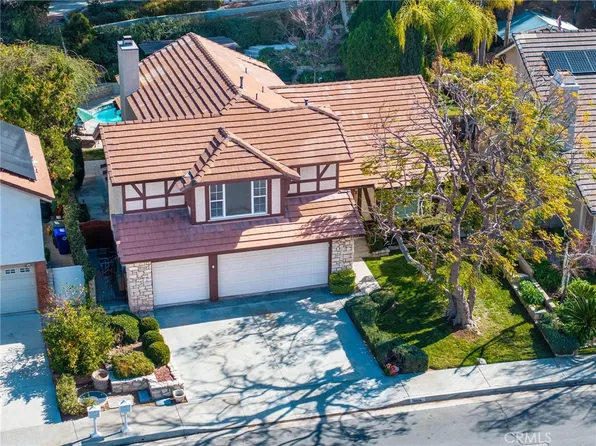 28006 Charles Dr, Santa Clarita, CA 91350
