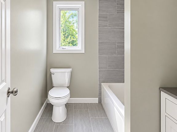 3rd image of 202 Blackwood Clementon Rd #2