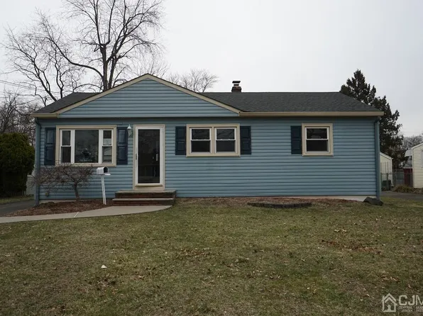 122 2nd St, Middlesex, NJ 08846