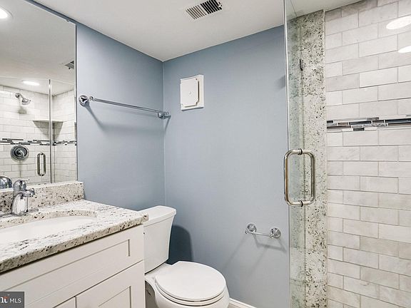 2nd image of 2983 S Columbus St APT A1