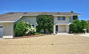 2nd image of 138 Laguna Ln