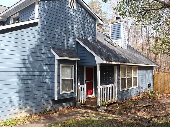 2nd image of 3 Stonehouse Ct