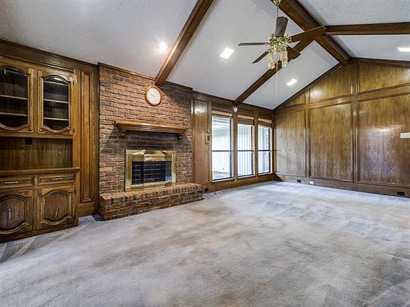 4th image of 706 Allison Dr