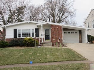 309 Douglas Dr, Bellevue, OH 44811