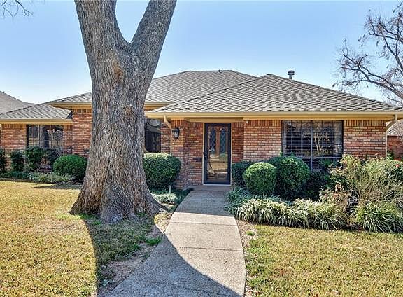 2nd image of 3406 Woodbridge Dr