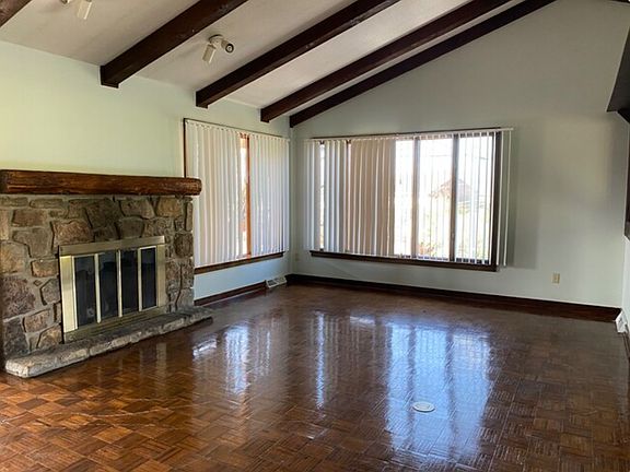 4th image of 3500 Cimarron Dr