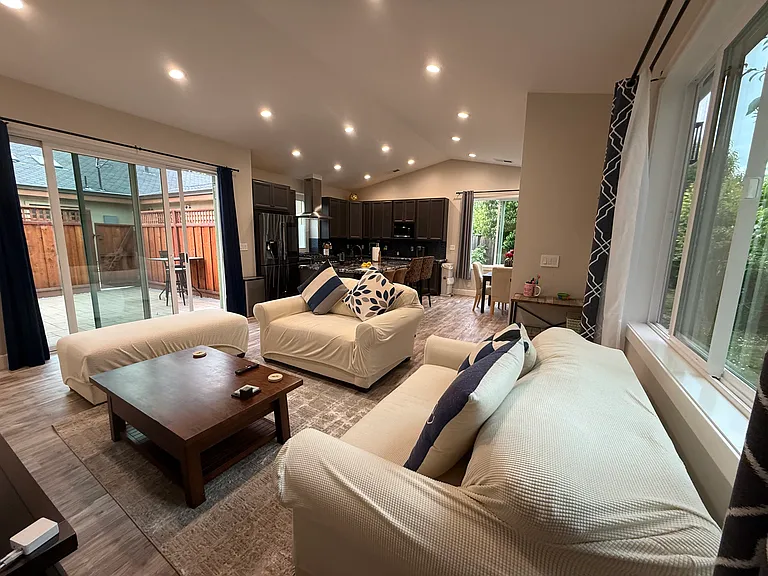 1598 Valota Rd — Photo 34