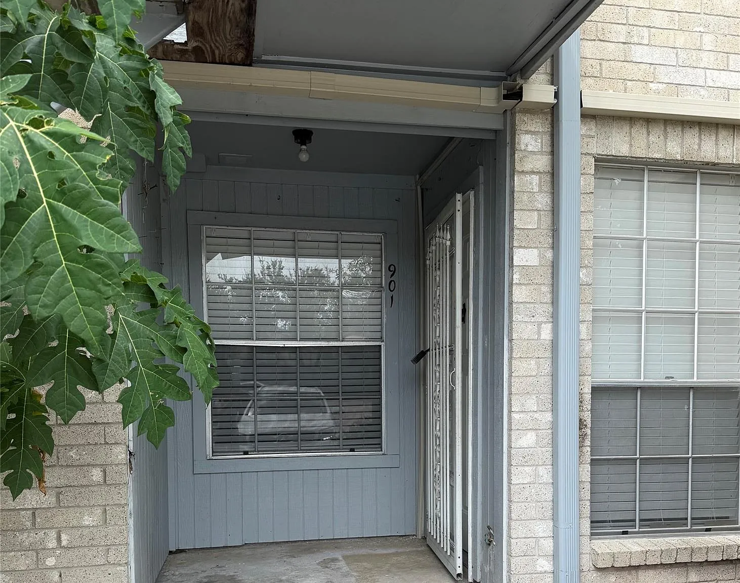 2 bed, 2.0 bath, 1094 sqft, $1,400 — Photo 1