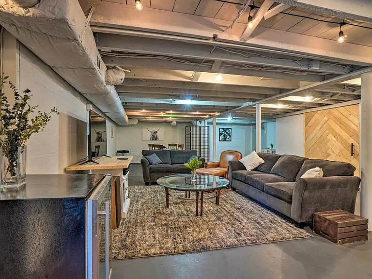 328 River Dr — Photo 24