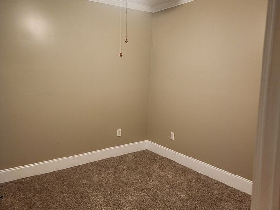 5th image of 410 Zebulon St