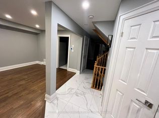 135 Mowat Cres, Halton Hills, ON L7G6A8