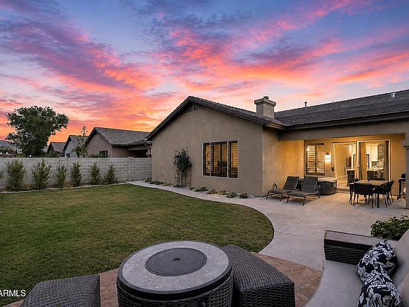 3rd image of 10638 E Betony Drive