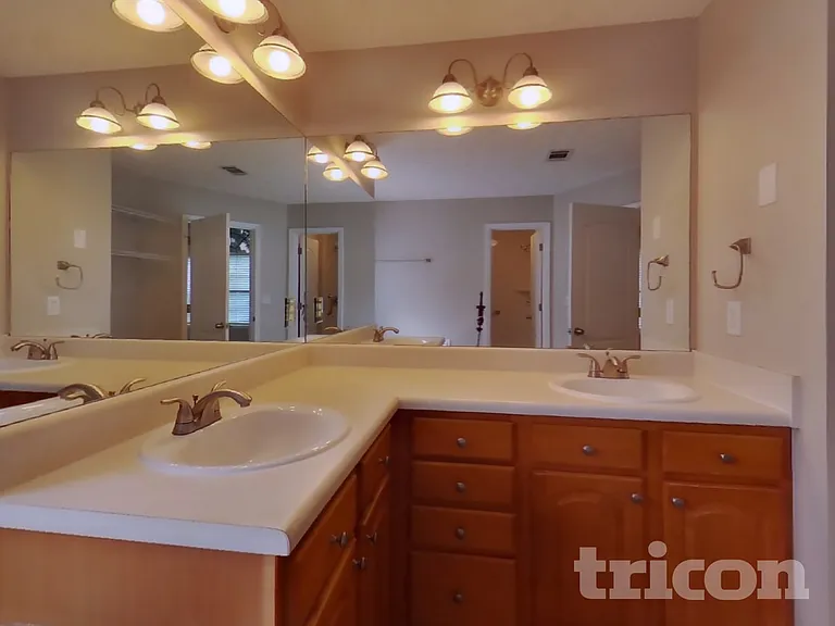 8870 Mae Ct — Photo 9