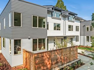 2945 NE Skidmore St, Portland, OR 97211