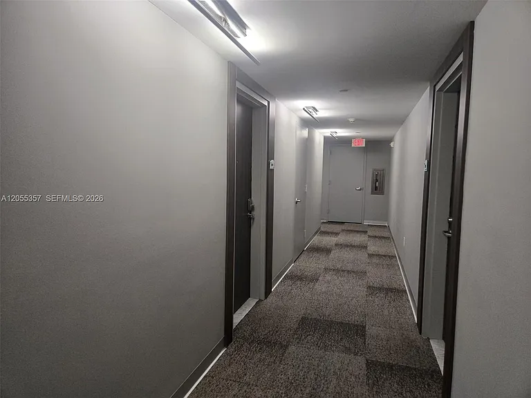92 SW 3rd St #1808 — Photo 27