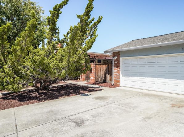 1620 Albatross Dr