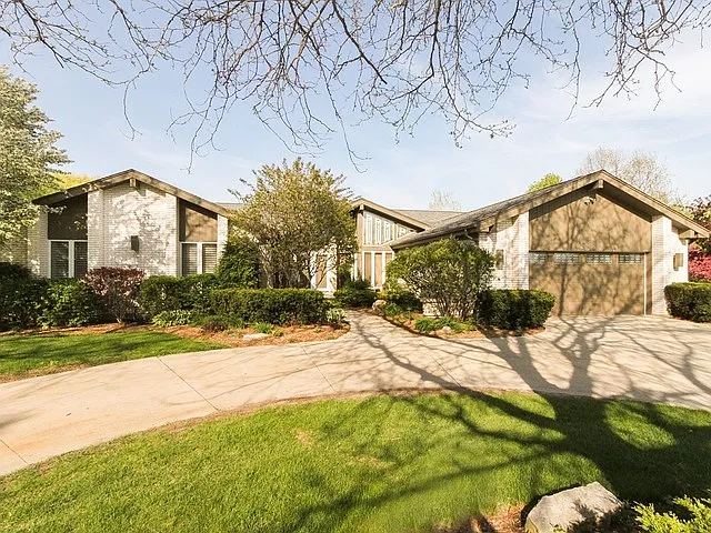26365 N Countryside Lake Dr photo 1