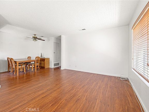 4th image of 25879 Baylor Way