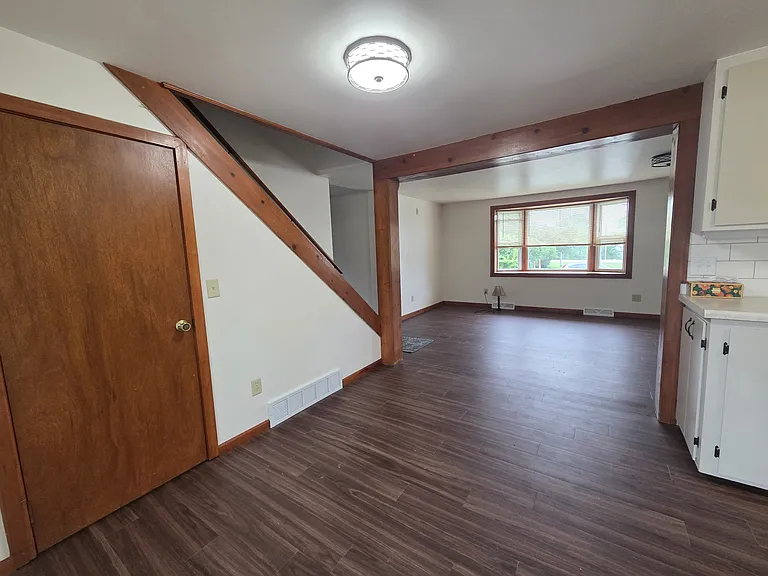 2963 Jones St — Photo 9