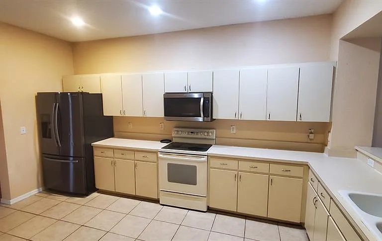 810 Terranova Rd — Photo 3