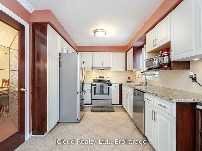 1615 Sir Montys Dr — Photo 10