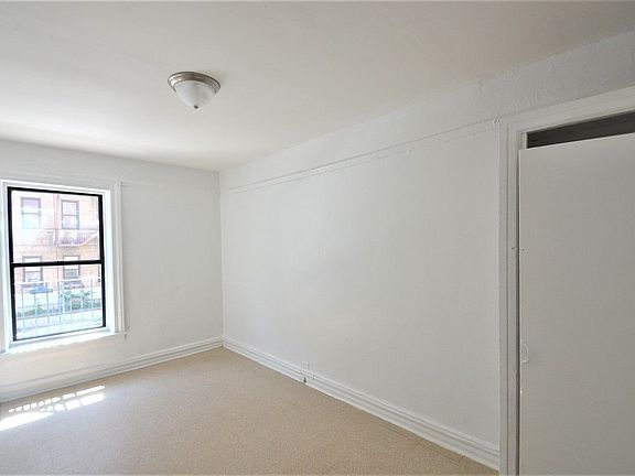 4th image of 2705 Morris Ave APT 2B